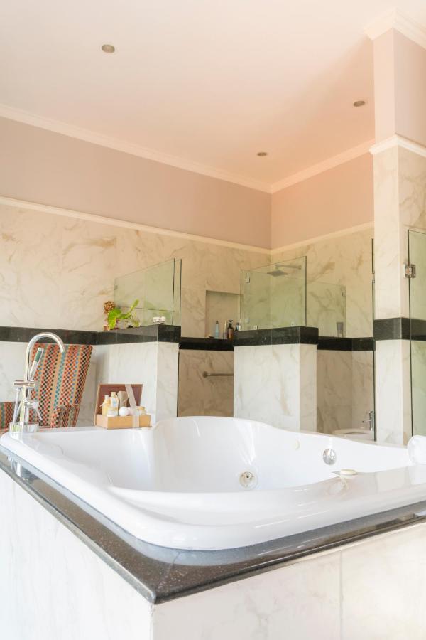 Hotel Boutique Mansion La Ceiba เมริดา ภายนอก รูปภาพ
